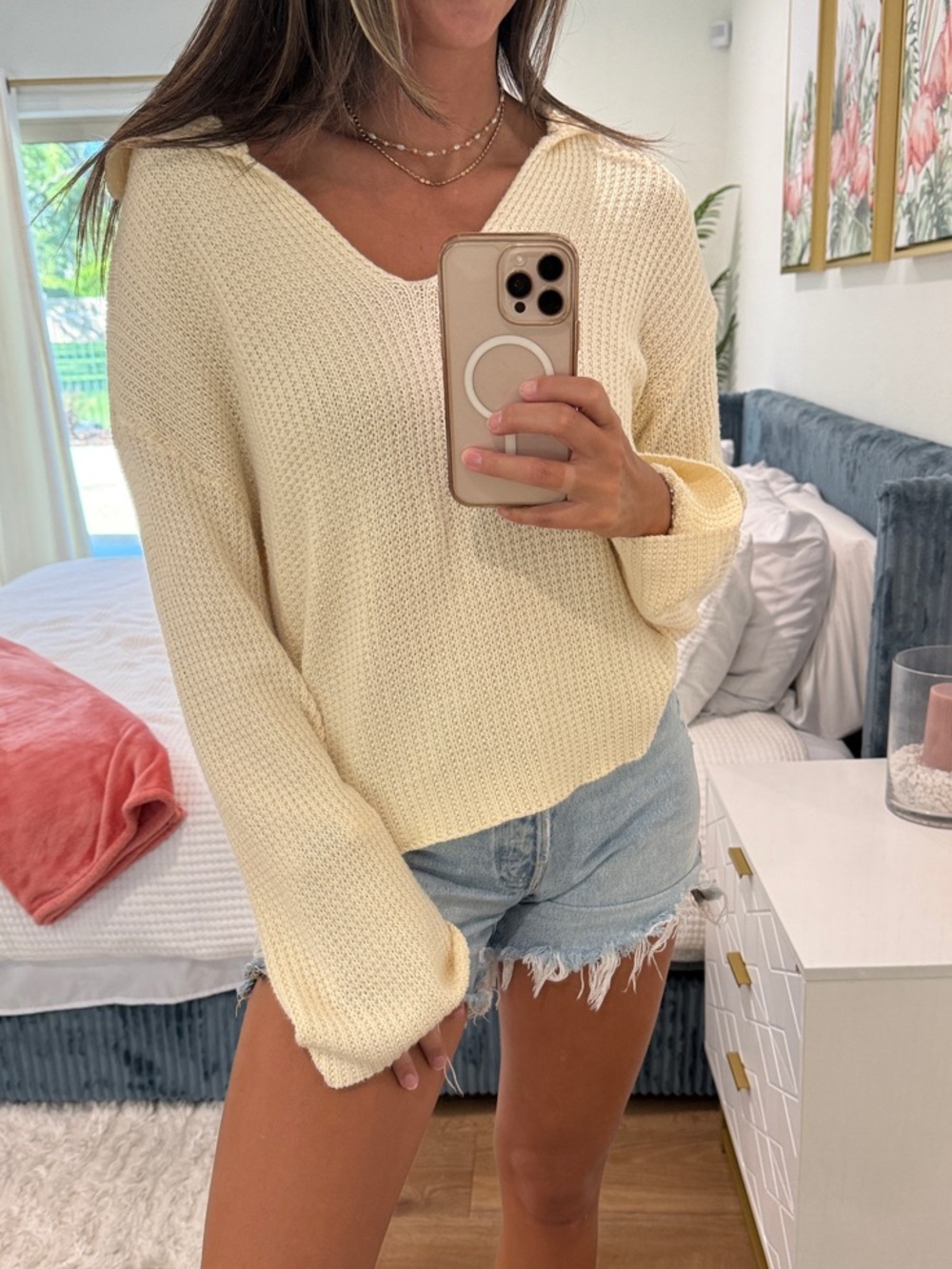 Women's V-Neck Lightweight Knit Sweater in Cream
